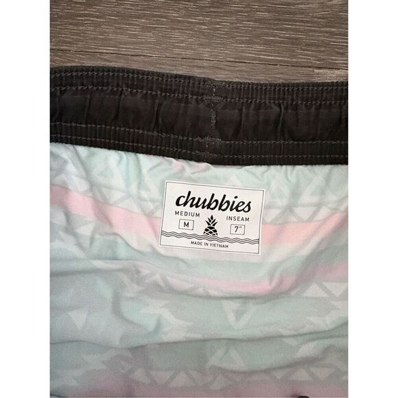 NWT Chubbies Men’s The Quests 7” Lined Sport Short Size Medium - Picture 6 of 8